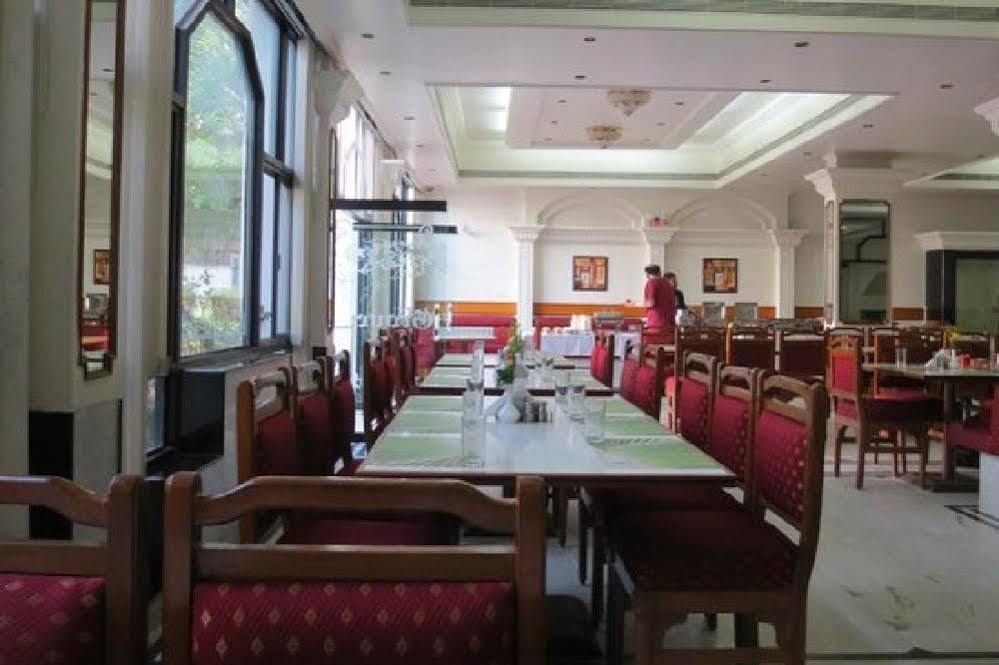 Hotel Ballal Residency Bangalore Bagian luar foto